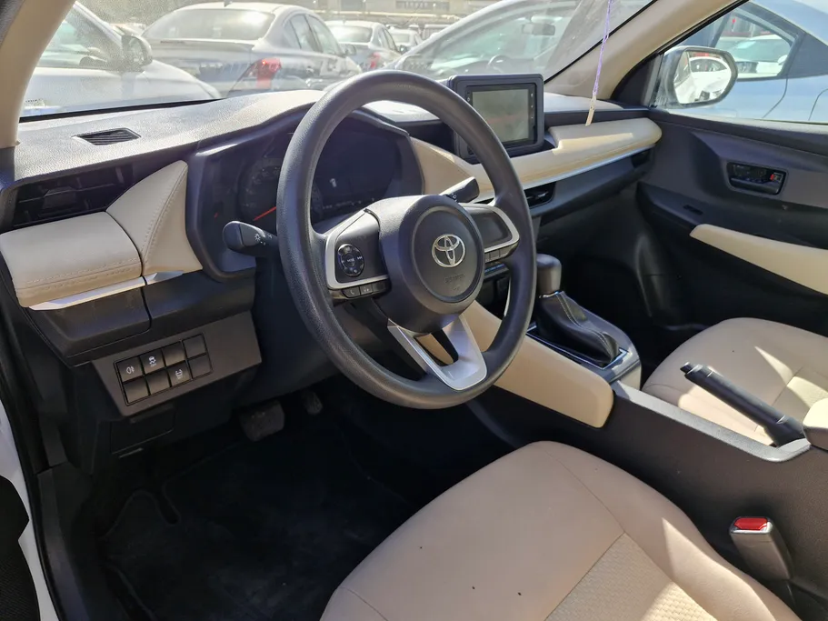 تويوتا يارس Y 2024 