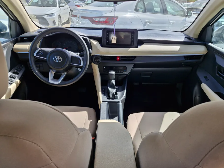 تويوتا يارس Y 2024 