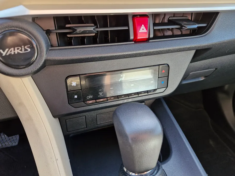 تويوتا يارس Y 2024 