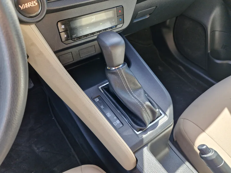 تويوتا يارس Y 2024 