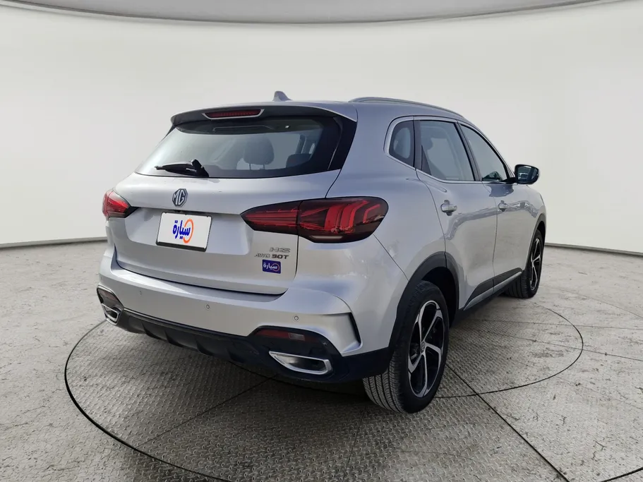 2024 MG HS LUX 