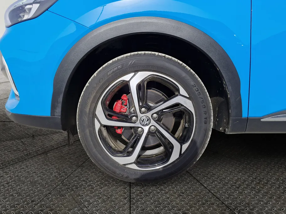 ام جي HS LUX 2024 