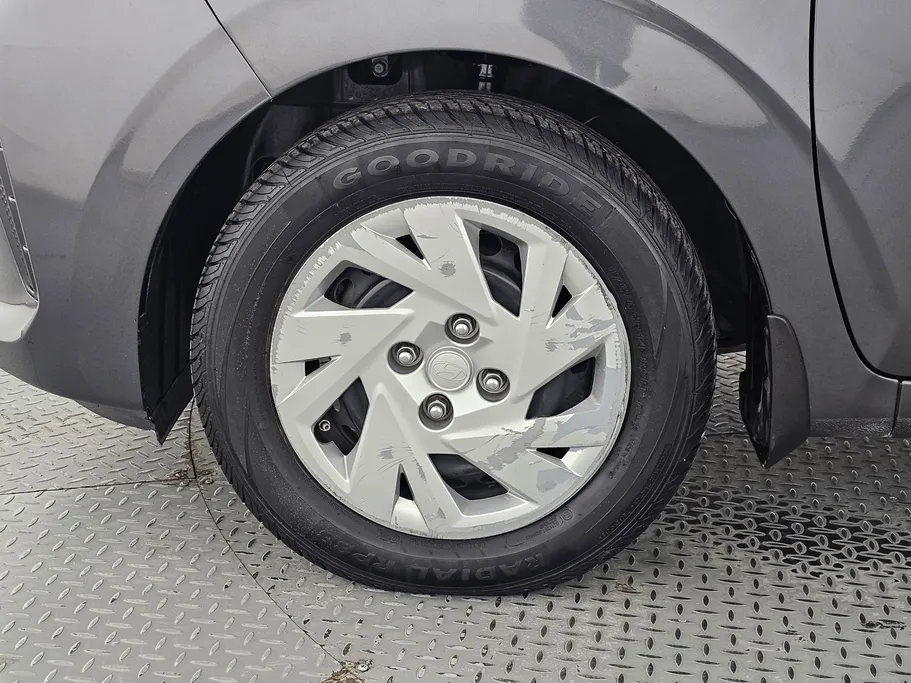 2024 Hyundai Grand i10 Fleet 