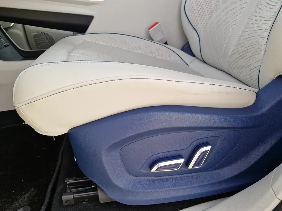 ام جي ويل لاكجري 2024 