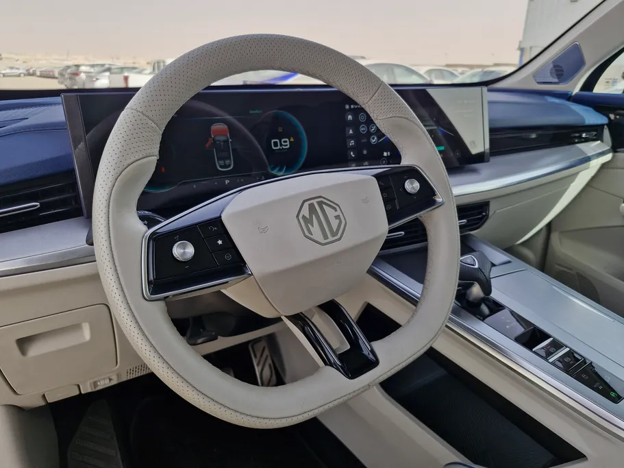 ام جي ويل لاكجري 2024 