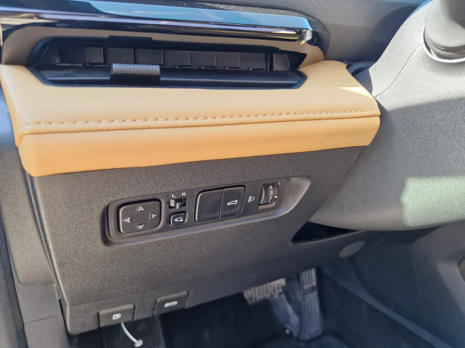 2024 شانجان UNI V Elite 