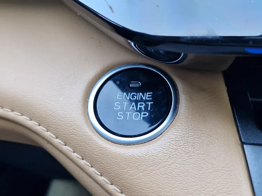 2024 شانجان UNI V Elite 