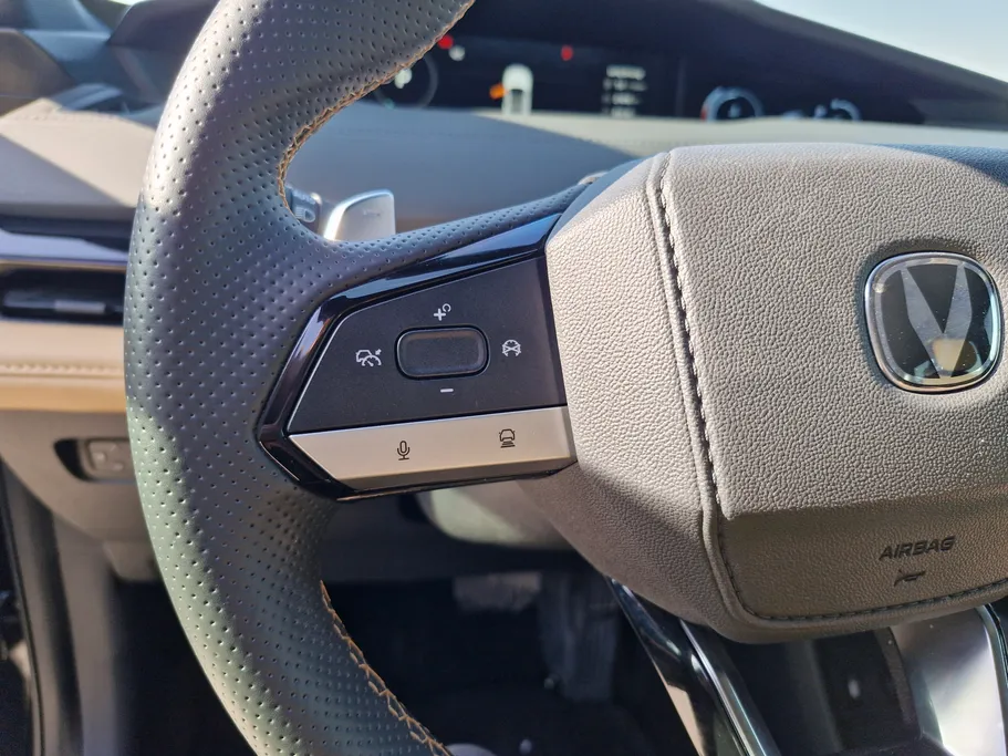 2024 شانجان UNI V Elite 