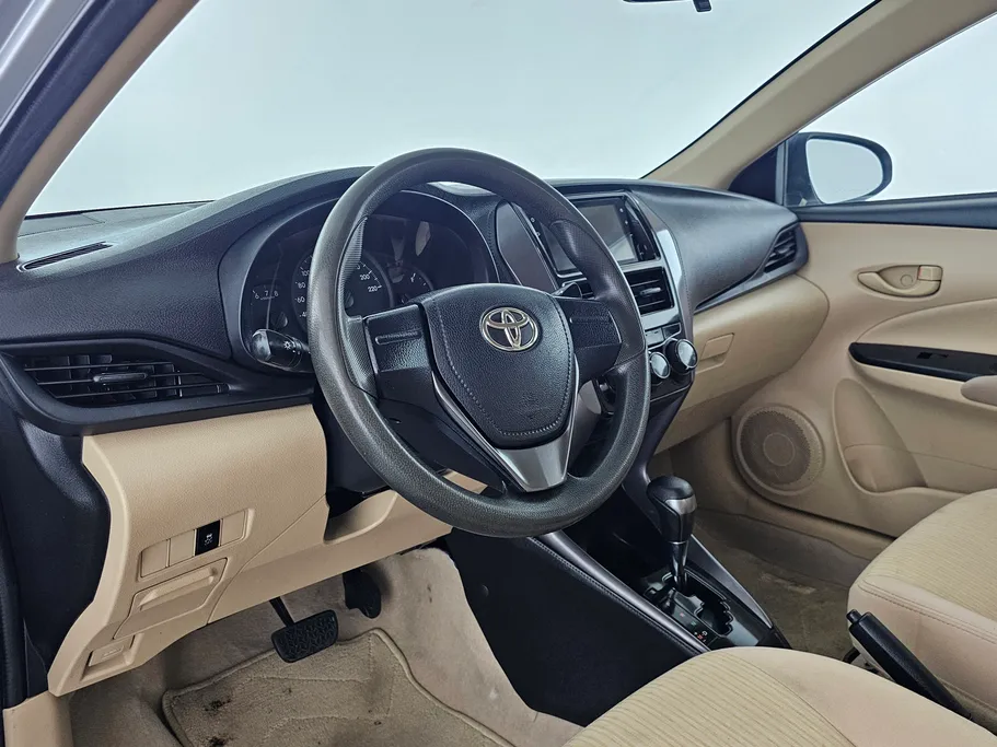 تويوتا يارس Y 2022 