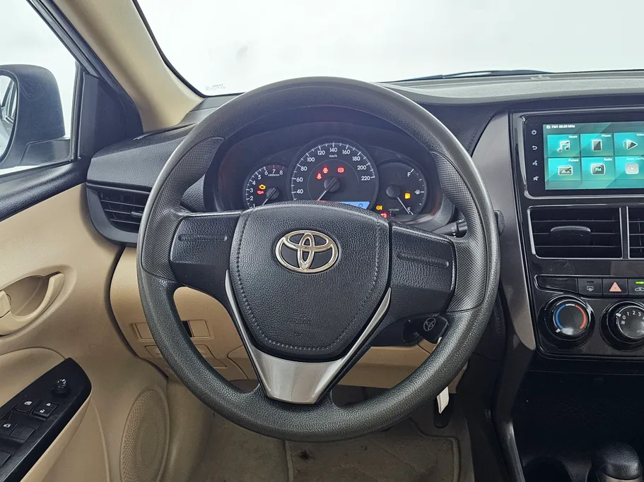 تويوتا يارس Y 2022 