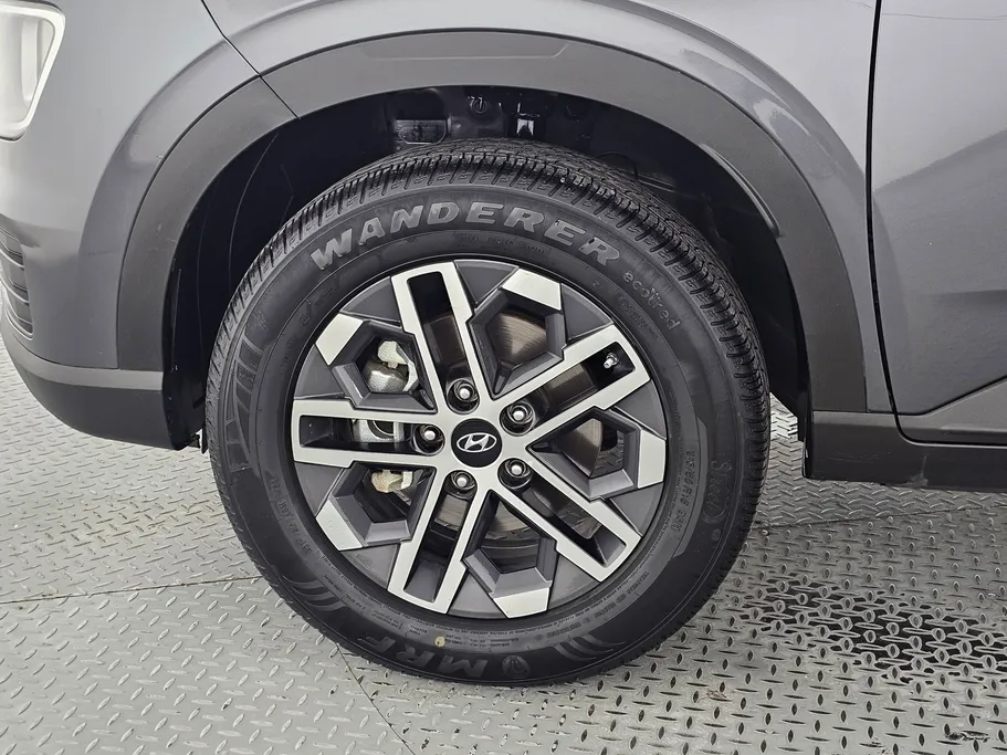 2024 Hyundai Venue Smart 