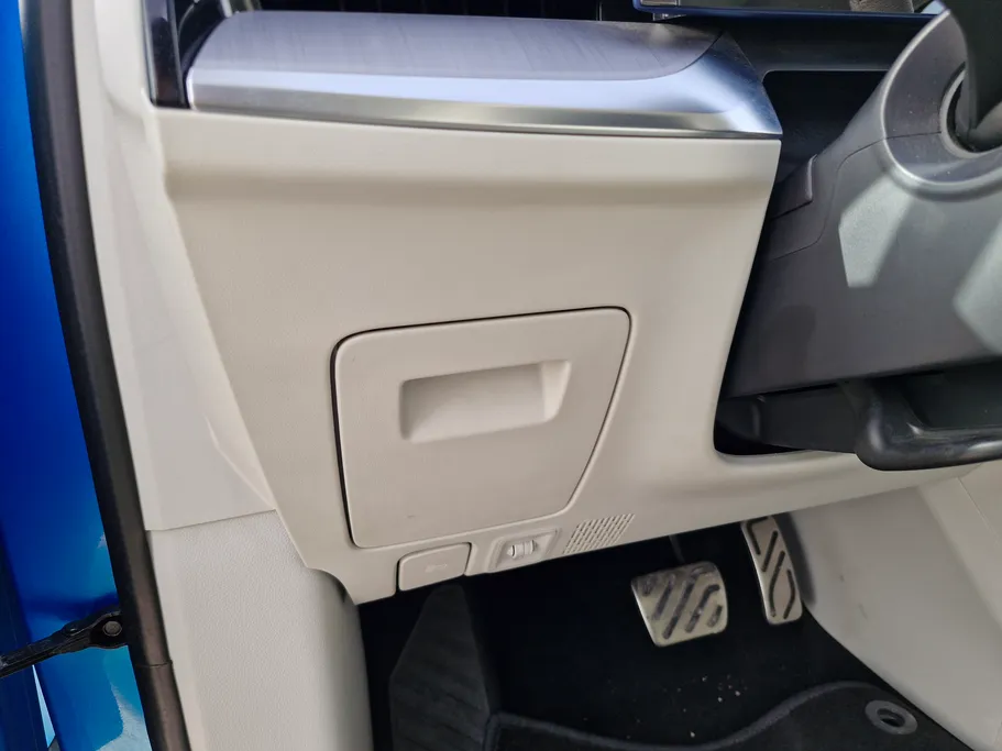 ام جي ويل لاكجري 2024 