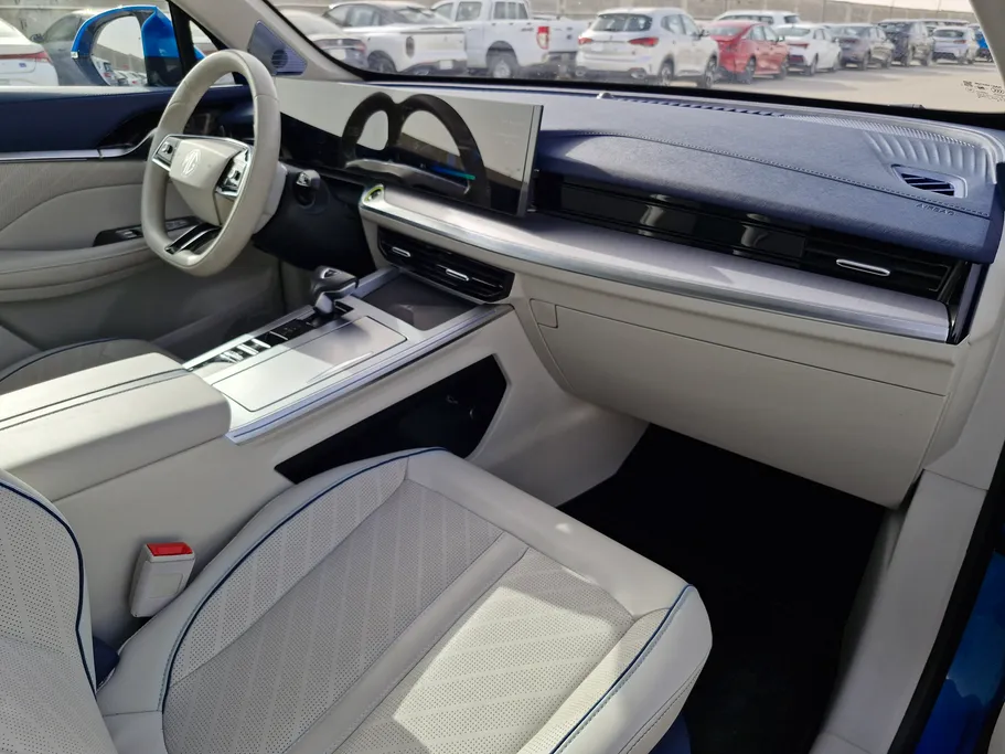 ام جي ويل لاكجري 2024 