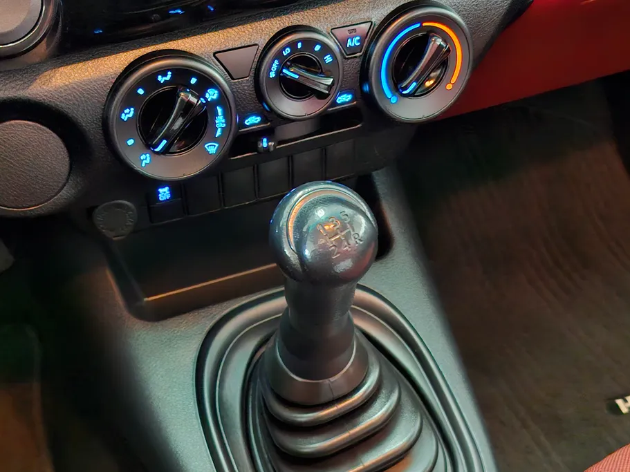 تويوتا هايلكس GL DSL 2021 