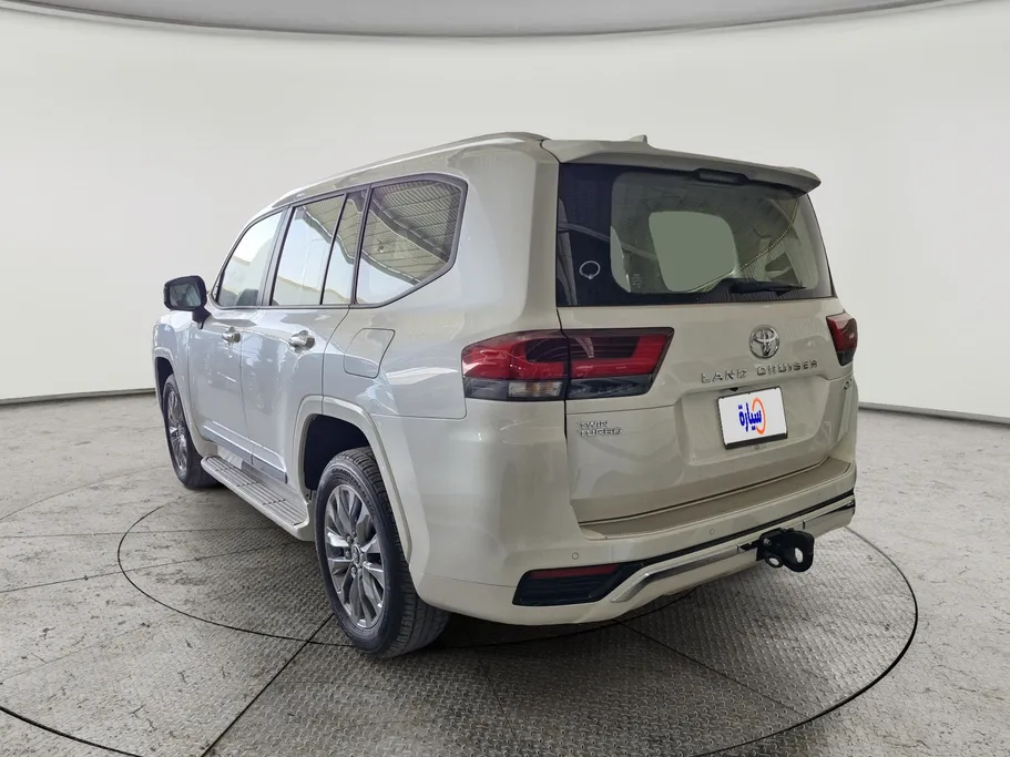 تويوتا لاندكروزر GXR4 2025 