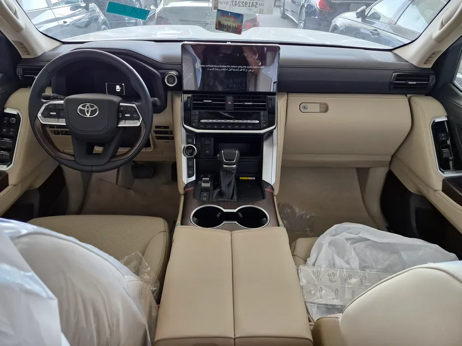 تويوتا لاندكروزر GXR4 2025 