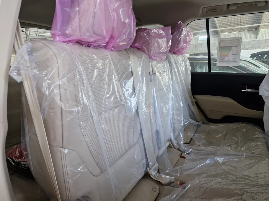 تويوتا لاندكروزر GXR4 2025 