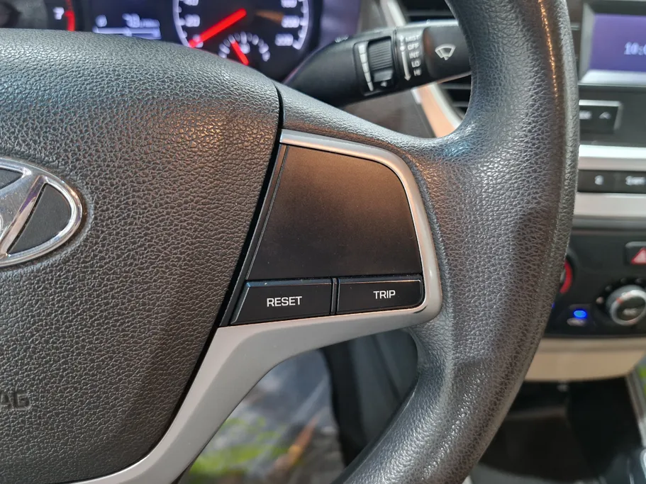 هيونداي اكسنت سمارت 2021 