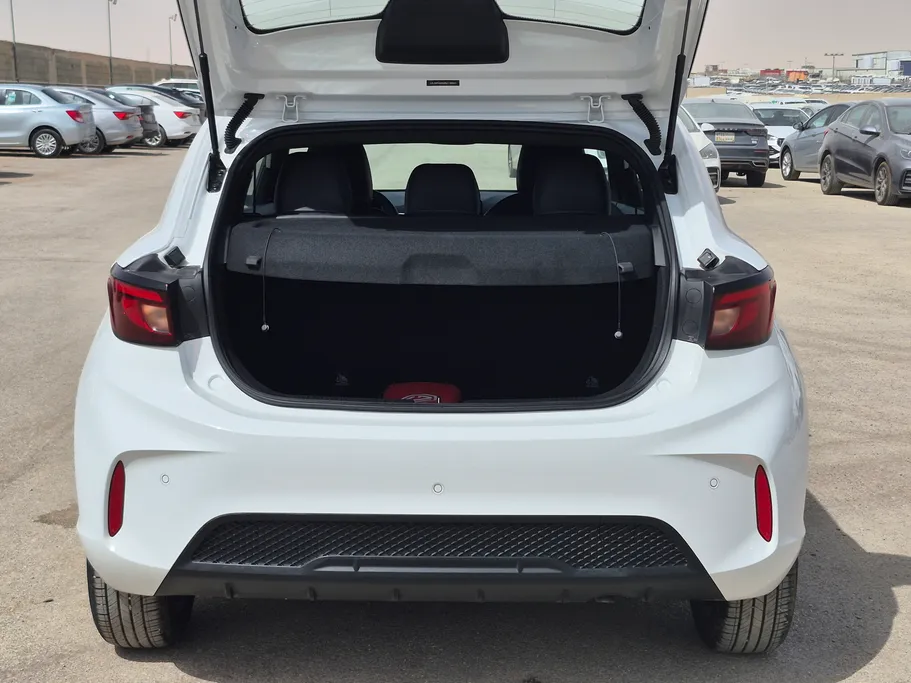 ام جي 3 LUX 2024 