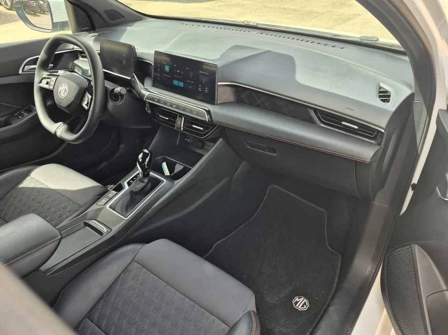 ام جي 3 LUX 2024 