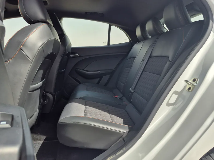 ام جي 3 LUX 2024 