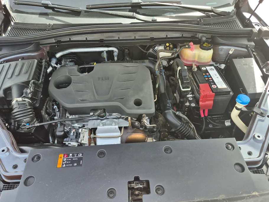 ام جي وان LUX 2024 