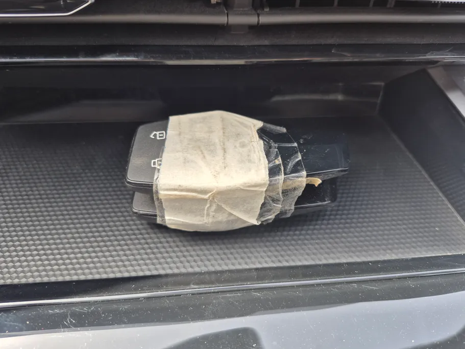 ام جي وان LUX 2024 