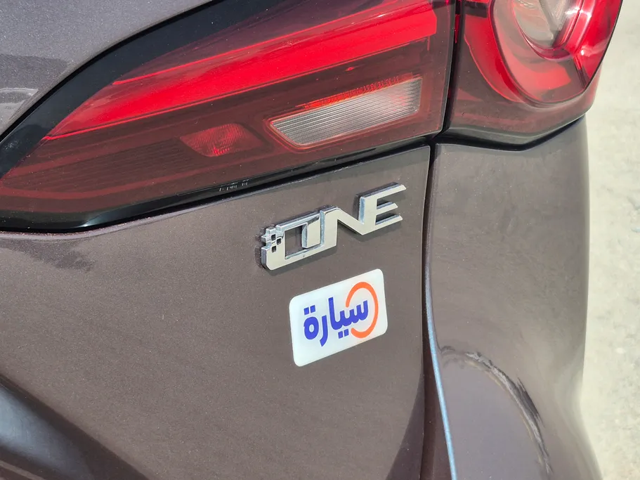 ام جي وان LUX 2024 