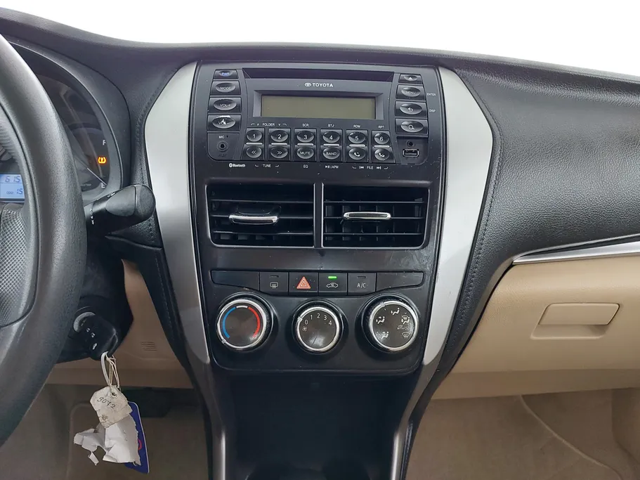 تويوتا يارس Y 2019 