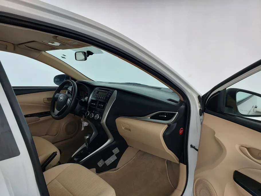 تويوتا يارس Y 2019 