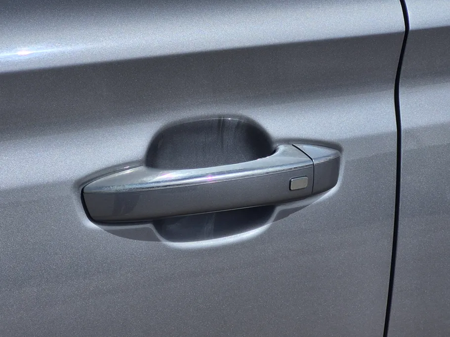 ام جي RX8 LUX 2024 