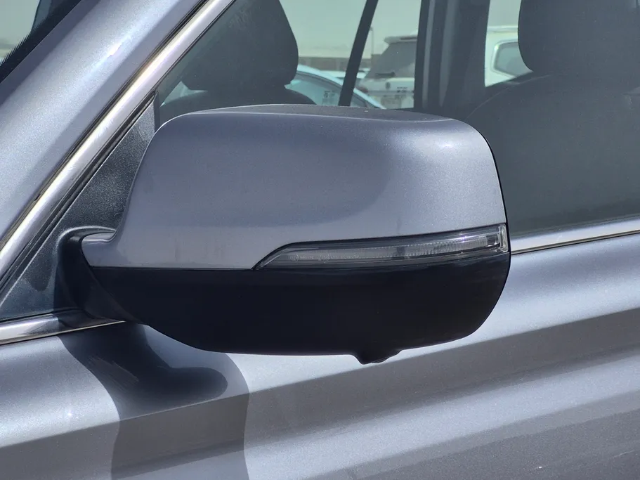 ام جي RX8 LUX 2024 