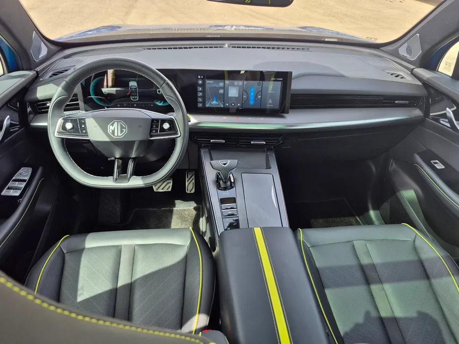 ام جي ويل لاكجري 2024 