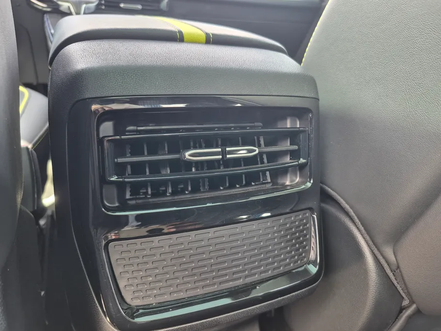 ام جي ويل لاكجري 2024 