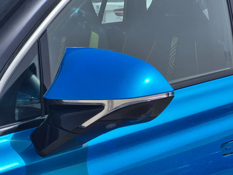 ام جي ويل لاكجري 2024 