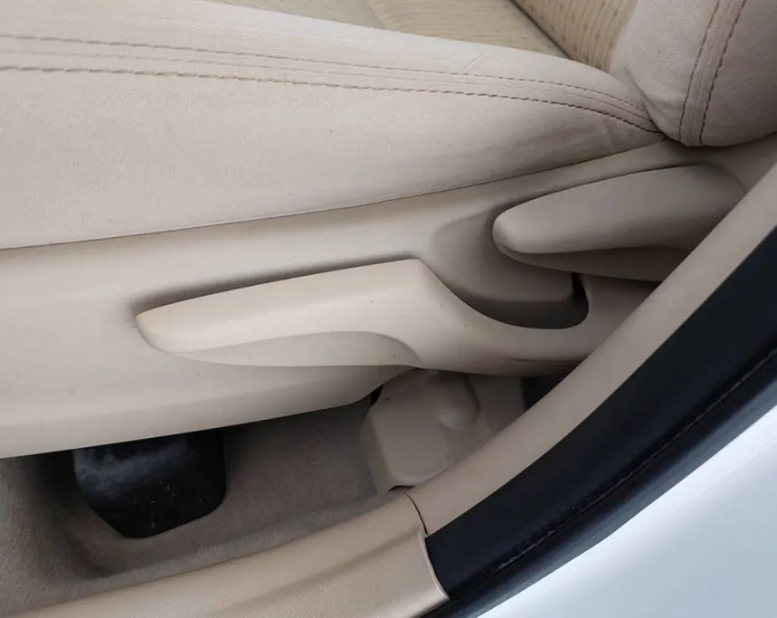 تويوتا يارس Y 2019 