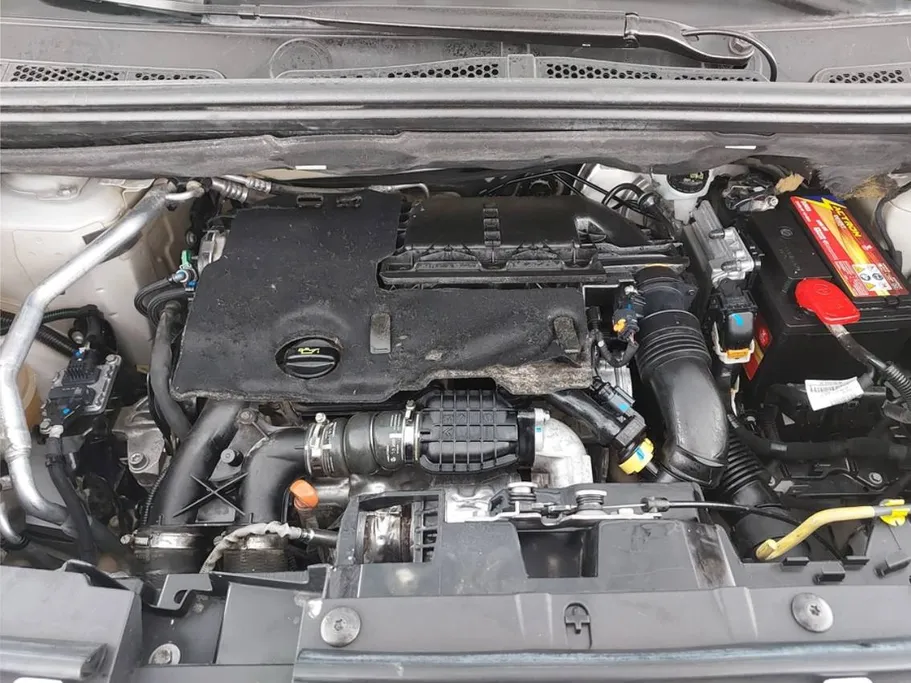 2022 Peugeot Partner Short van 