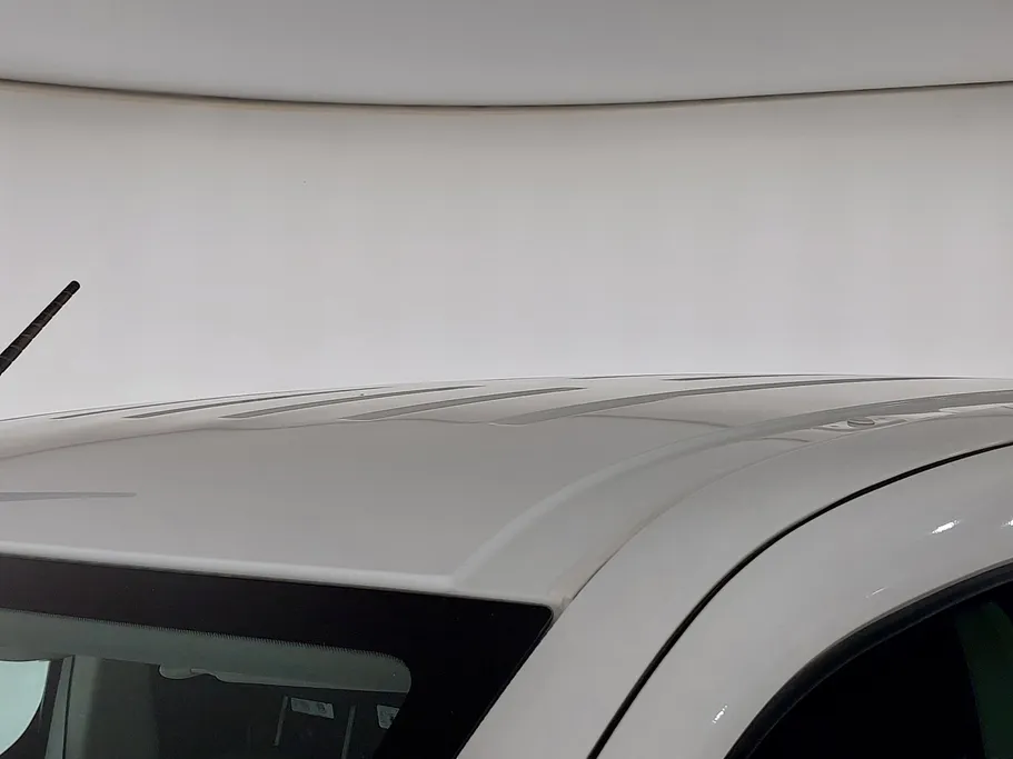 2022 Peugeot Partner Short van 