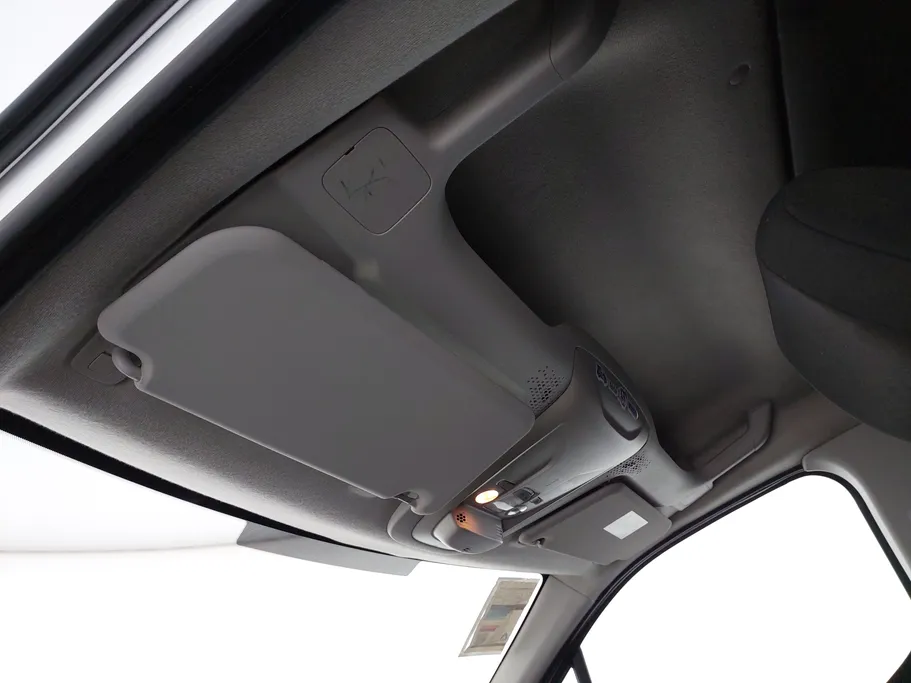 2022 Peugeot Partner Short van 