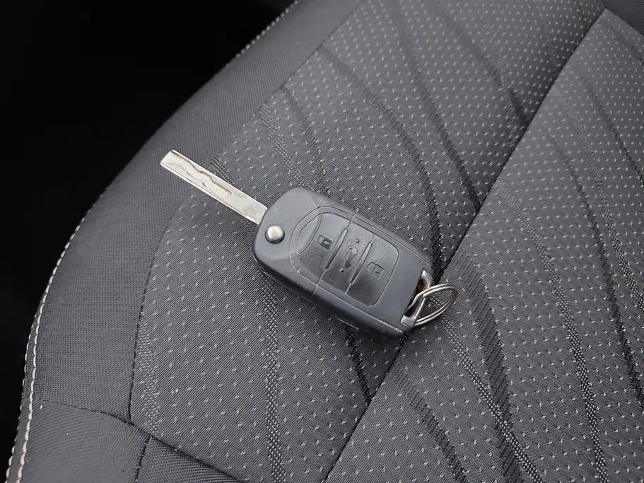 2023 Chevrolet Groove LT 