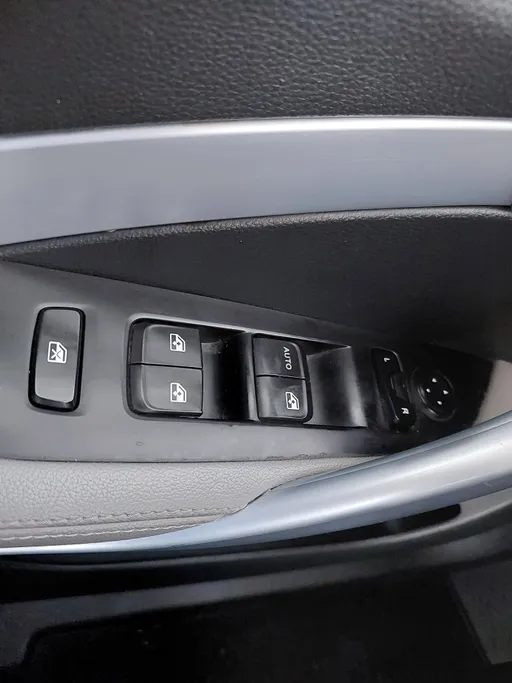 2023 Chevrolet Groove LT 