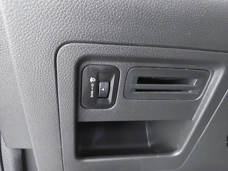 2023 Chevrolet Groove LT 