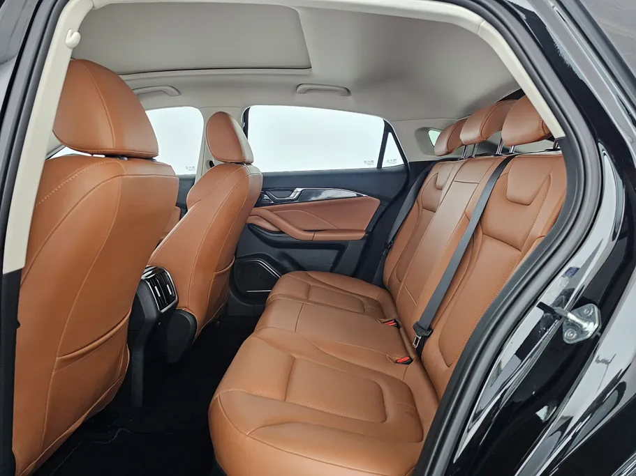 فاو بيستون بي 70 كمفورت 2023 