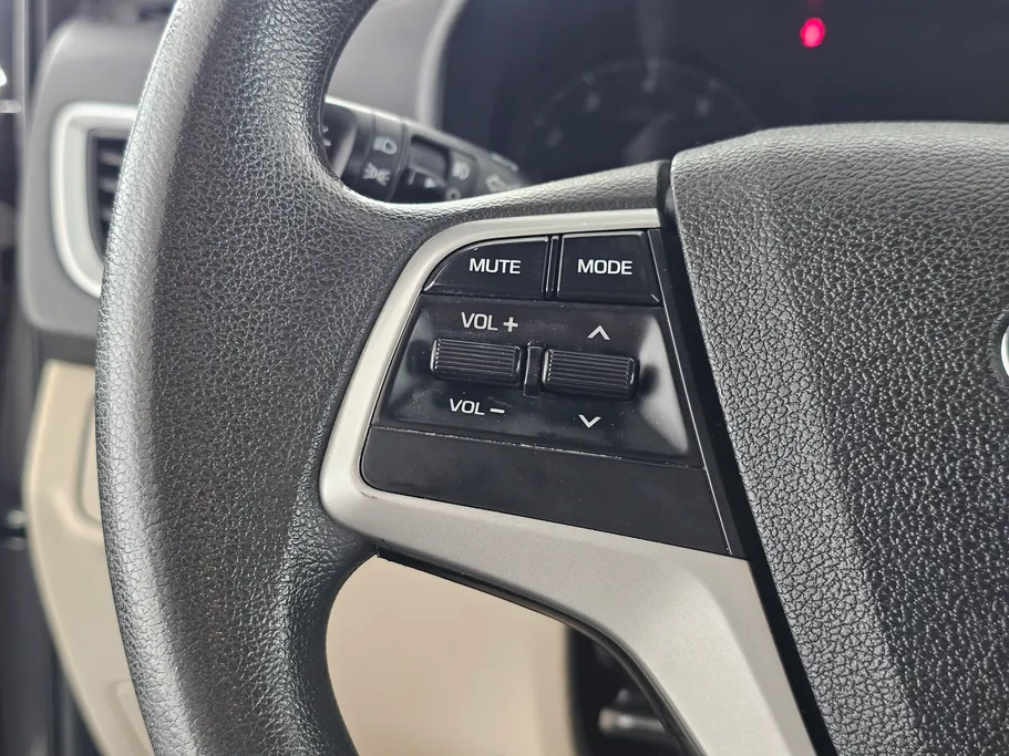 2023 هيونداي Accent سمارت 