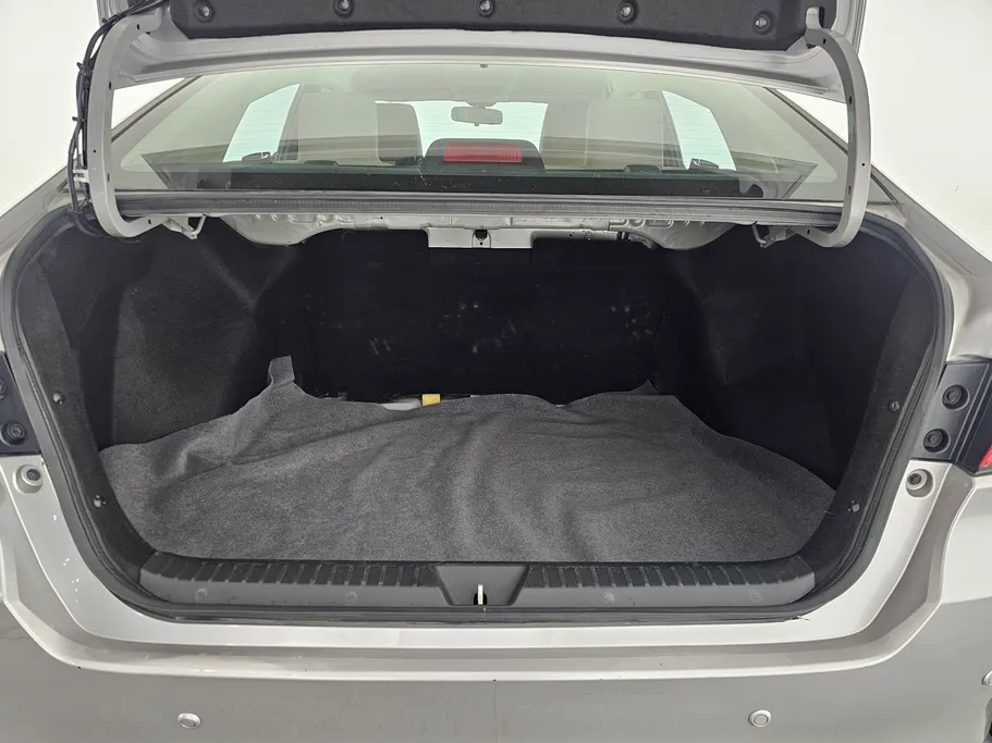 تويوتا يارس Y 2023 