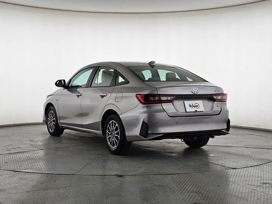 تويوتا يارس Y 2023 