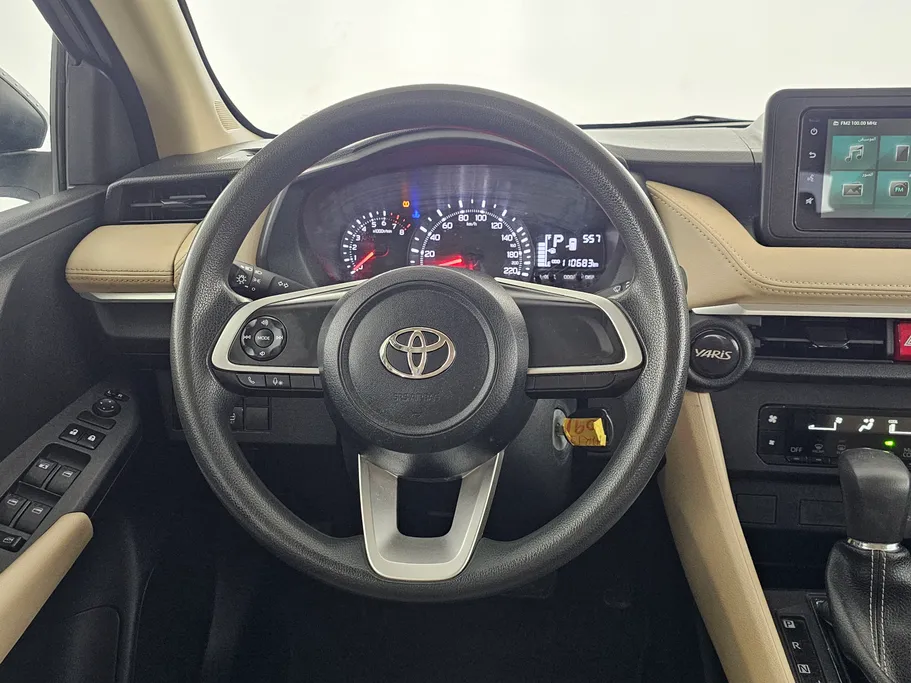 تويوتا يارس Y 2023 