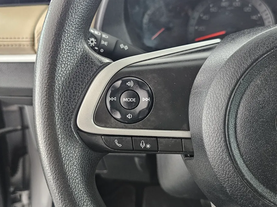 تويوتا يارس Y 2023 