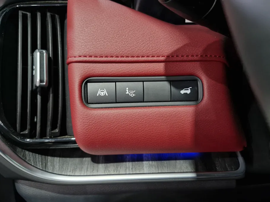 نيسان باترول LE Platinum 2025 