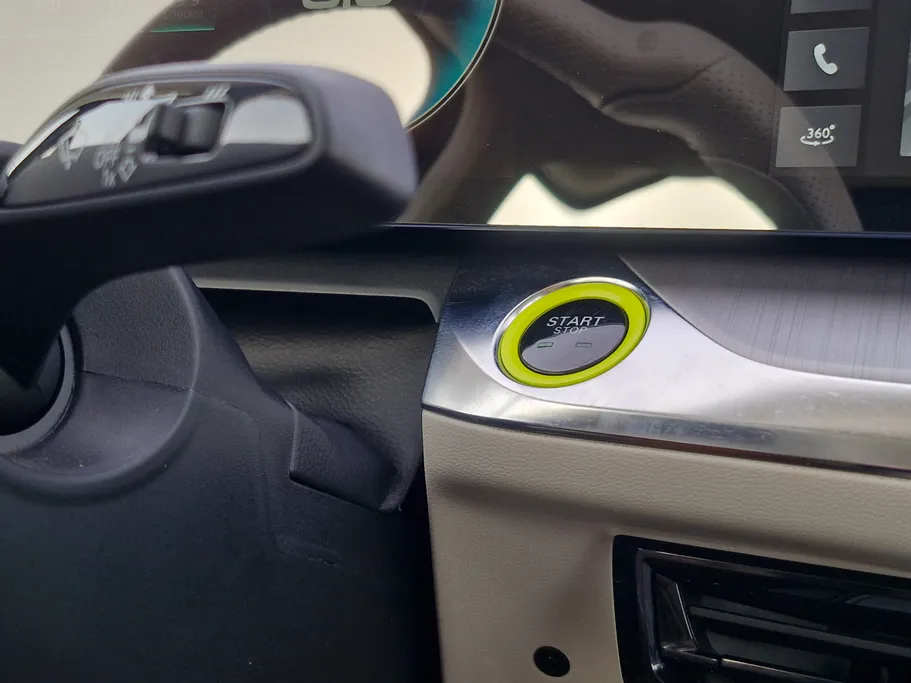 ام جي ويل لاكجري 2024 